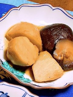 副菜【里芋と干し椎茸の煮物】-レシピのメイン写真