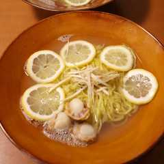 รูปของ 簡単過ぎるのに美味しい★レモンラーメン★