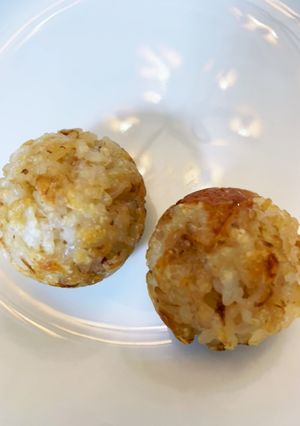 たこ焼き器で簡単チーズ焼きおにぎり-レシピのメイン写真