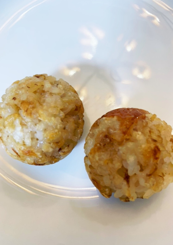 たこ焼き器で簡単チーズ焼きおにぎり-レシピのメイン写真