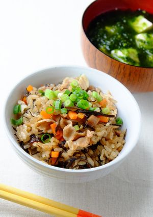 〈くらし薬膳〉ジューシー沖縄風炊込みご飯-レシピのメイン写真