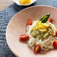 冷麦のアボカド梅肉ソースのせ