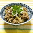 しらたきでかさ増し牛丼