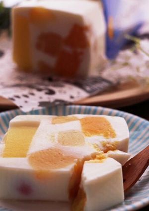 牛乳パックで作る♡巨大なフルーツ牛乳かん-レシピのメイン写真
