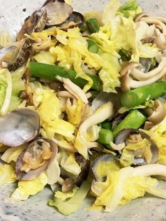 アサリ、キャベツ、しめじ、アスパラ炒め-レシピのメイン写真