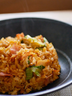 時短!食欲増進!キムチ炒飯-レシピのメイン写真
