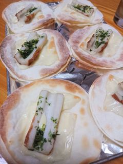 簡単❗餃子の皮deチーズちくわピザ-レシピのメイン写真