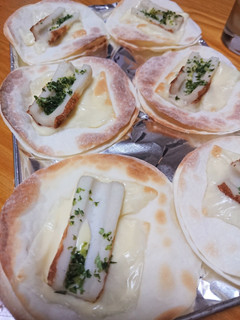 簡単❗餃子の皮deチーズちくわピザ-レシピのメイン写真
