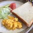 我が家の定番♪とろとろスクランブルエッグ