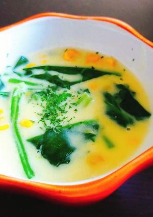 インスタント！ほうれん草入りコーンスープ-レシピのメイン写真