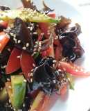 黒きくらげとトマトの中華風サラダ