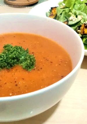 ドイツで大人気の前菜:トマトスープ-レシピのメイン写真