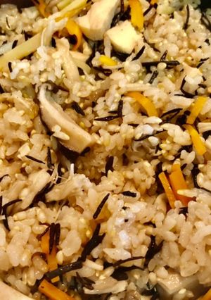 芽ひじきときのこの炊き込みご飯-レシピのメイン写真
