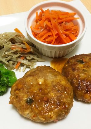 トマトソースの豆腐ハンバーグ-レシピのメイン写真