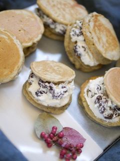 クリチレーズンどら焼き-レシピのメイン写真
