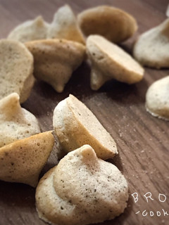 卵白消費にも☆スパイス香る☆焼きメレンゲ-レシピのメイン写真