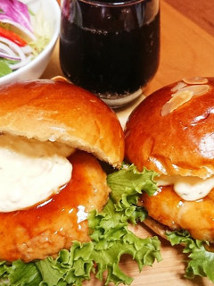 決め手はソース☆2種類のテリヤキバーガー-レシピのメイン写真