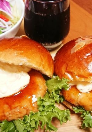 決め手はソース☆2種類のテリヤキバーガー-レシピのメイン写真