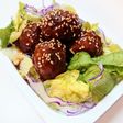 パックご飯で作る「肉団子ご飯」