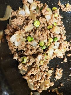 〜グリンピースと新玉ねぎのそぼろ丼〜-レシピのメイン写真