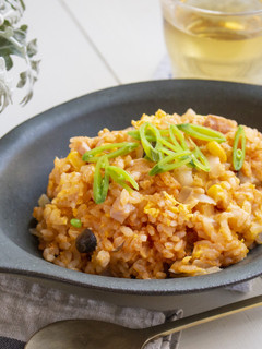 炊飯器の中で完成!?の炊き込みオムライス-レシピのメイン写真