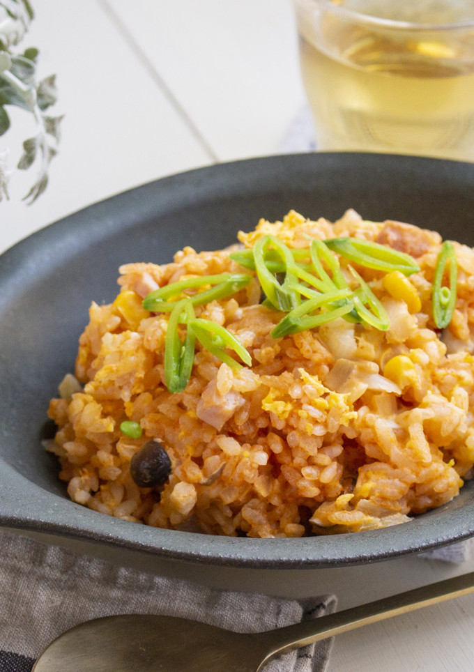 炊飯器の中で完成！？の炊き込みオムライス-レシピのメイン写真