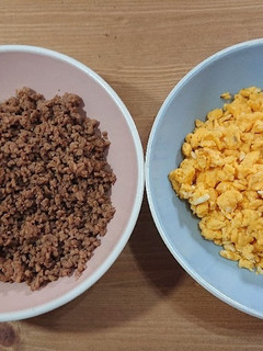 簡単☆合挽き肉の二色そぼろ!-レシピのメイン写真