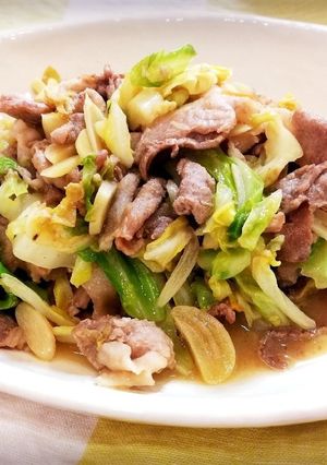 免疫アップ！豚肉とキャベツのガリバタ炒め-レシピのメイン写真