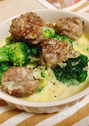 自家製肉団子とブロッコリーのクリーム煮-レシピのメイン写真