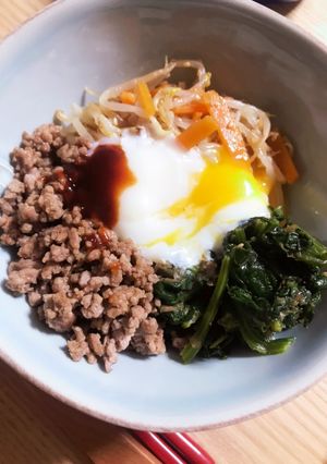 簡単!節約野菜モリモリビビンバ丼-レシピのメイン写真