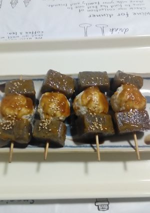 鶏団子と蒟蒻の味噌焼き。-レシピのメイン写真