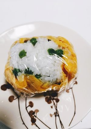 今日のおにぎり。たまご包みの豆ごはん。-レシピのメイン写真