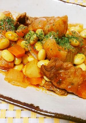 簡単♡豚バラ肉と大豆のトマト煮込み-レシピのメイン写真