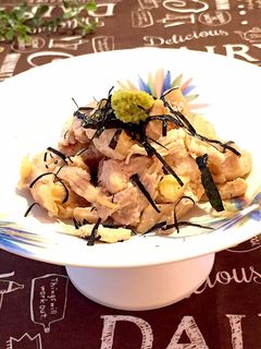 簡単 和えるだけ 蒸し鶏 梅にんにく-レシピのメイン写真