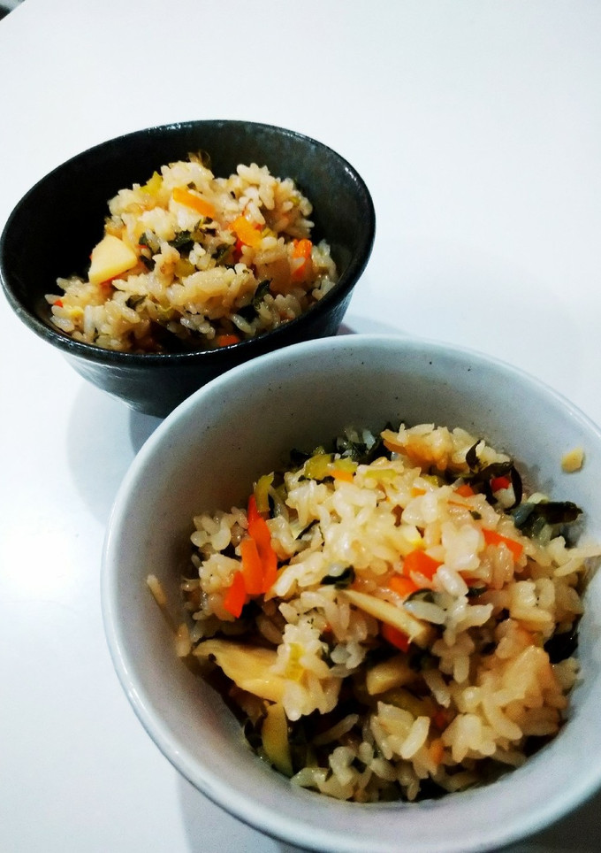 簡単。大根の葉とタケノコの炊き込みご飯-レシピのメイン写真