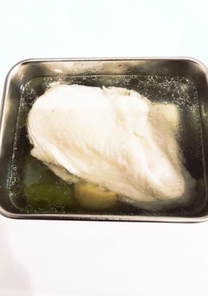 鶏胸肉で作る　しっとりゆで鶏-レシピのメイン写真