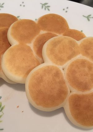 ちぎりパン風☆お花の米粉パンケーキ-レシピのメイン写真