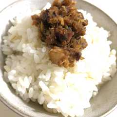 รูปของ 簡単　鯖味噌煮缶詰で佃煮“TVの覚書”