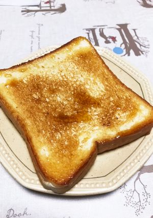 卵焼き器で簡単！クイニーアマン風トースト-レシピのメイン写真