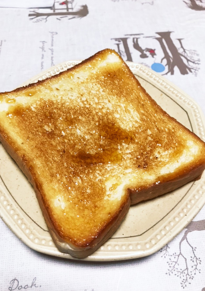 卵焼き器で簡単！クイニーアマン風トースト-レシピのメイン写真