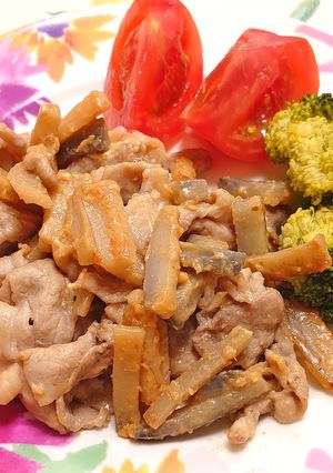 簡単レシピ＊豚肉とレンコンのマヨ味噌炒め-レシピのメイン写真