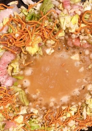 ホットプレートで簡単もんじゃ焼き初心者-レシピのメイン写真