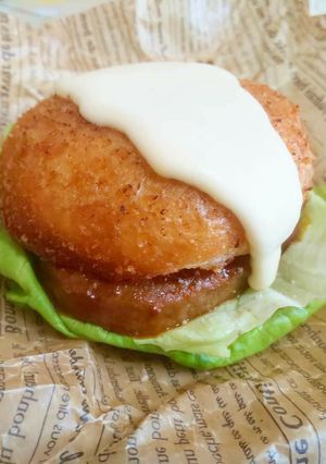 カレーパンバーガークリームチーズソース-レシピのメイン写真