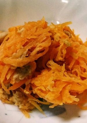 塩麹で簡単★にんじんしりしり(ツナ)-レシピのメイン写真