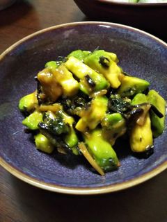 アボカドとなめ茸の塩昆布和え-レシピのメイン写真