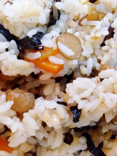 混ぜて完成♥️炊き込みご飯♪-レシピのメイン写真