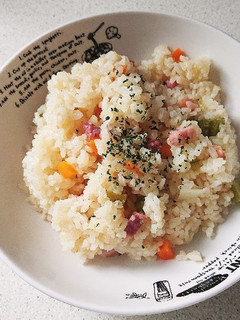 簡単ランチ!ベーコンの炊飯器ピラフ-レシピのメイン写真