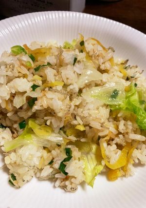 沢庵とちりめんじゃことレタスのチャーハン-レシピのメイン写真