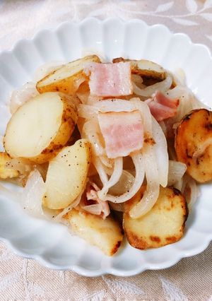 新じゃがと新玉ねぎの簡単ジャーマンポテト-レシピのメイン写真