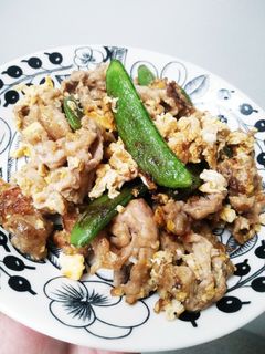 簡単!豚肉とスナップエンドウの卵炒め-レシピのメイン写真